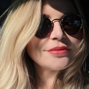 Lana Petukhova on My World.